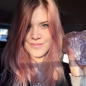 Meet your Posher, Gabrielle